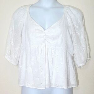 Crop Top Peplum White Eyelet Lace Sweetheart Neck Short Sleeve Off Shoulder EUC